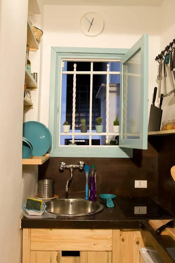 Private Modern Studio Paolina City Center Roma Casa vacanze