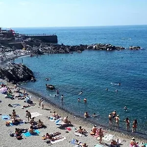 Casetta Sopra Il Mare Genova